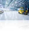 Przyklad_nowoczesnego_oswietlenia_hali_produkcyjnej_magazynu_lampami_led_zarowka_led_comled